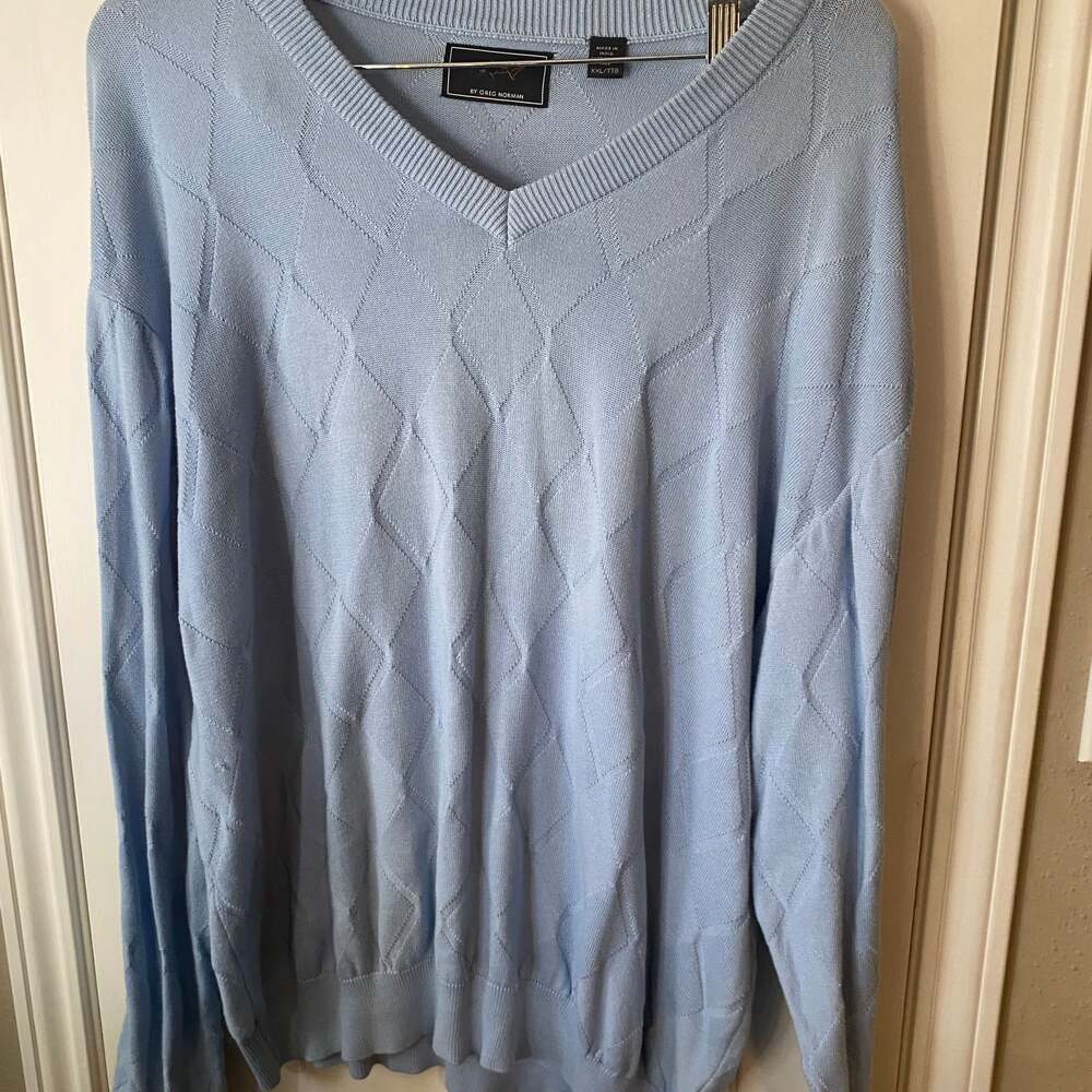 Greg Norman Men's XXL Light Blue V-Neck Textured Diamond Knit Sweater